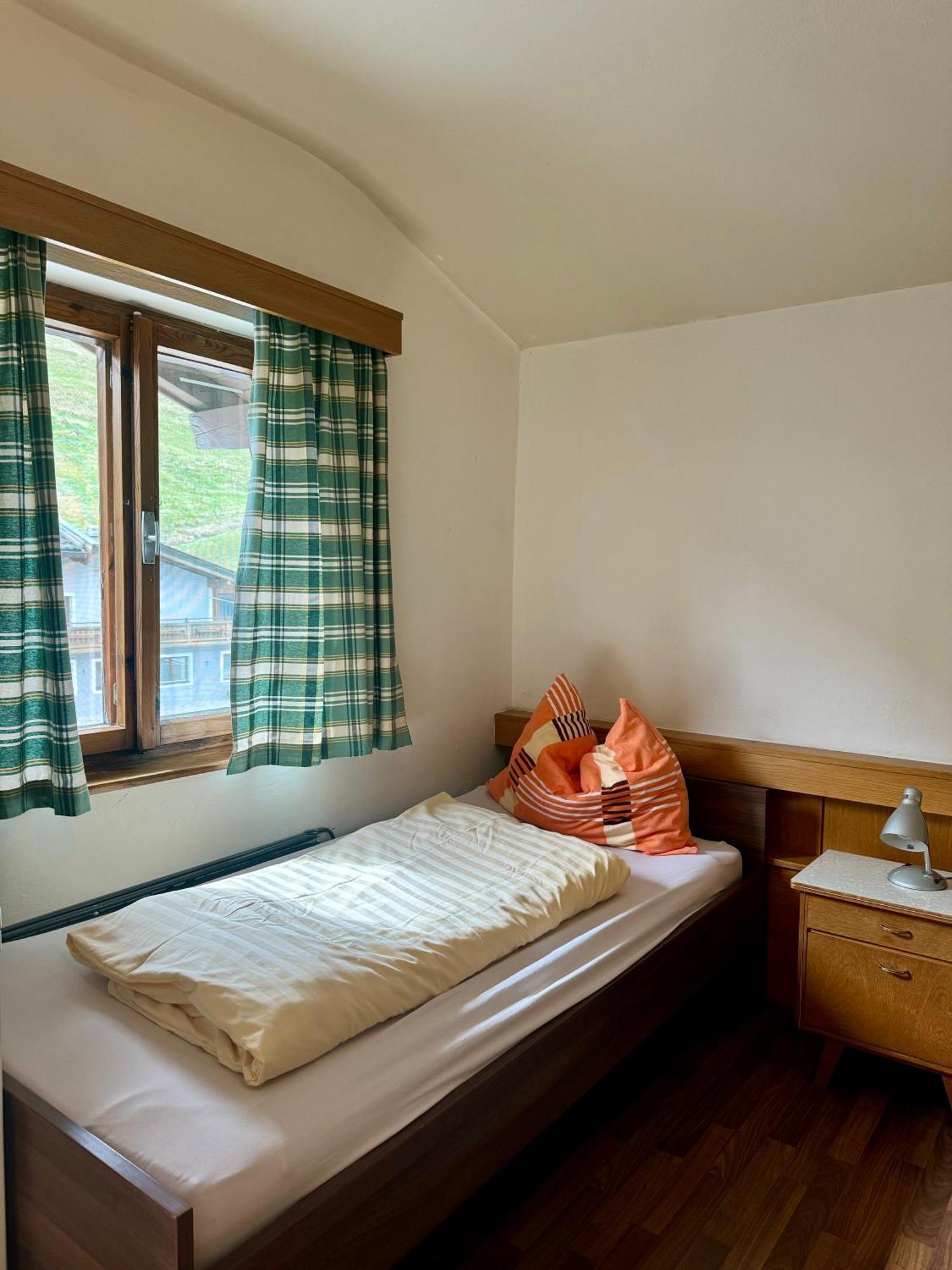 Skill Mountain Lodge - Ski Und Bike Hostel Im Sommer Mit Joker Card Saalbach-Hinterglemm Ruang foto