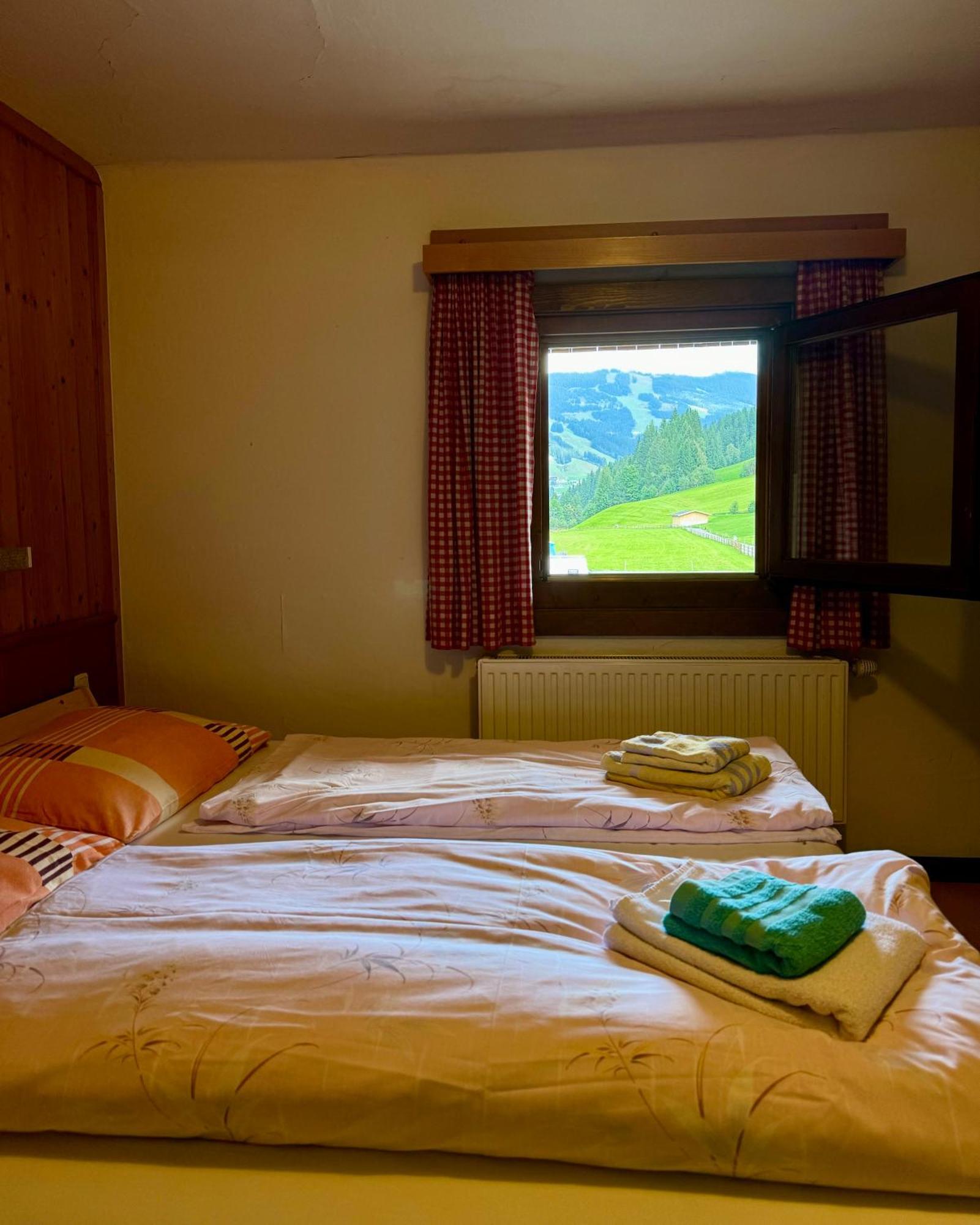 Skill Mountain Lodge - Ski Und Bike Hostel Im Sommer Mit Joker Card Saalbach-Hinterglemm Bagian luar foto
