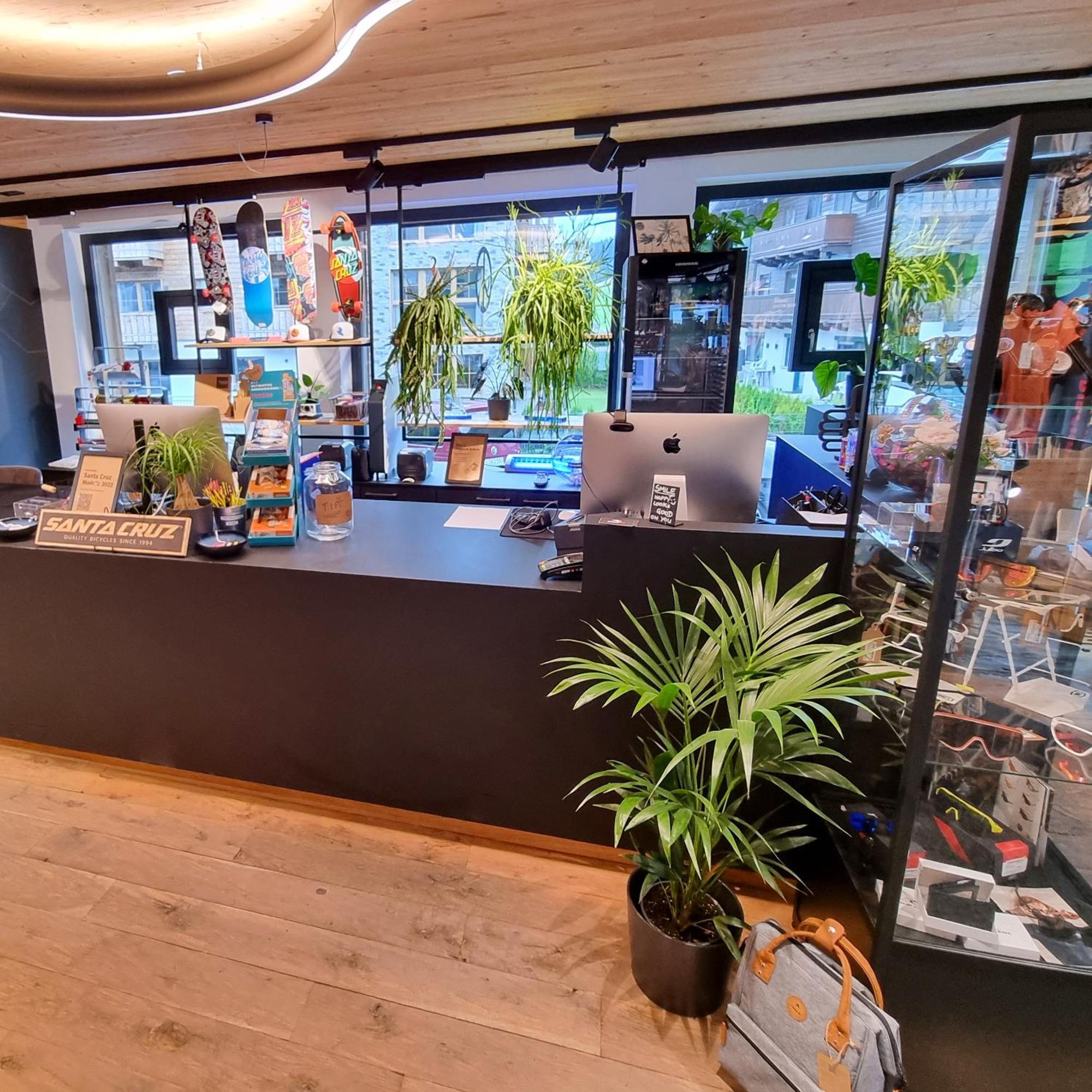 Skill Mountain Lodge - Ski Und Bike Hostel Im Sommer Mit Joker Card Saalbach-Hinterglemm Bagian luar foto